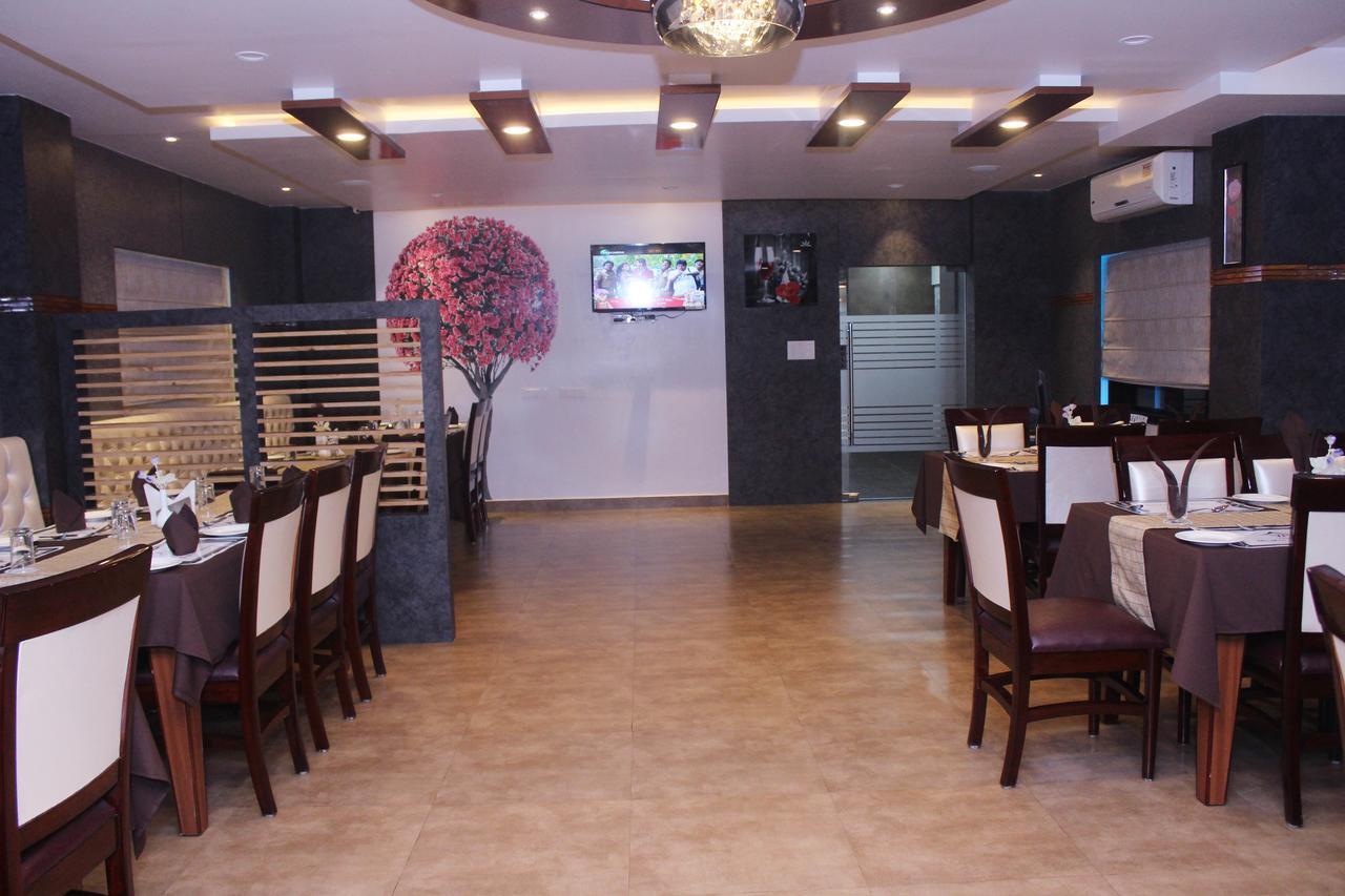 Hotel Welkin Residency Tezpur Exterior foto