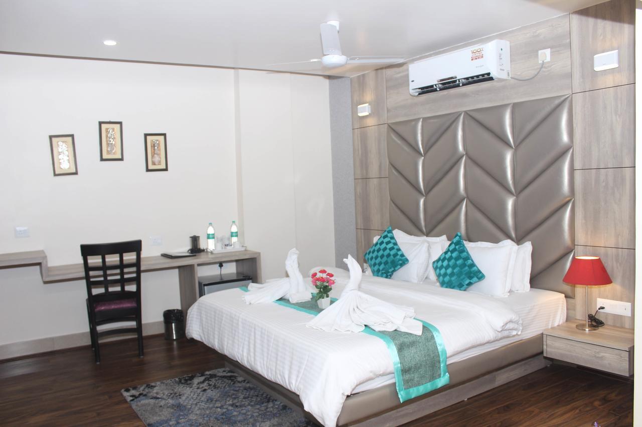 Hotel Welkin Residency Tezpur Exterior foto